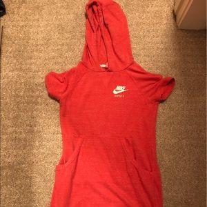 Nike t-shirt hoodie, pink